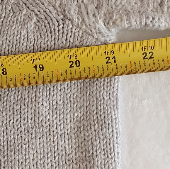 Ann Taylor LOFT Crewneck Sweater Gray w/White Mohair Blend Snowflake Size LM NWT - Picture 9 of 9